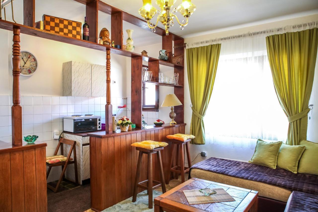 Apartment Dejan Cetinje Eksteriør billede